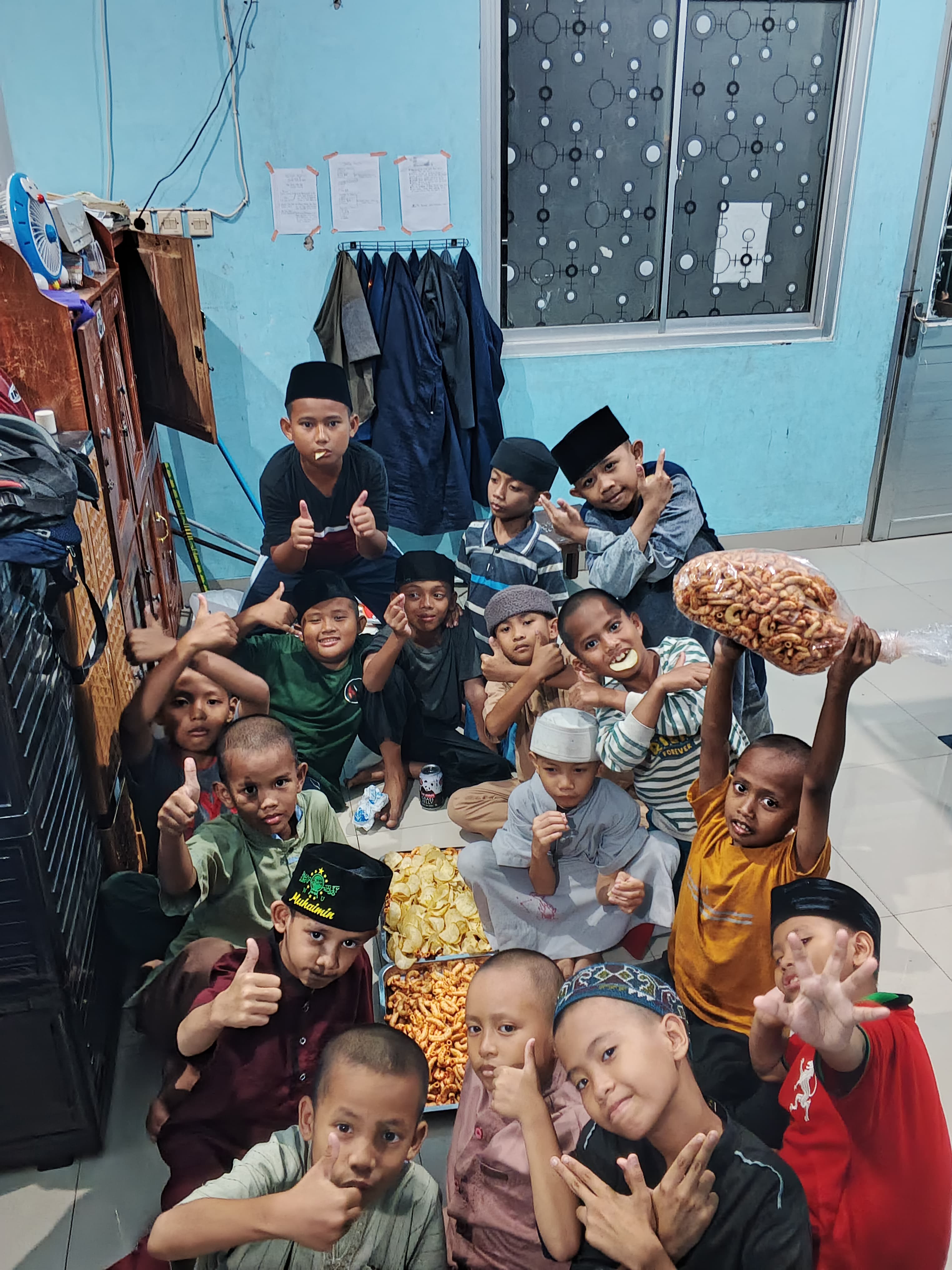 Pembagian bantuan